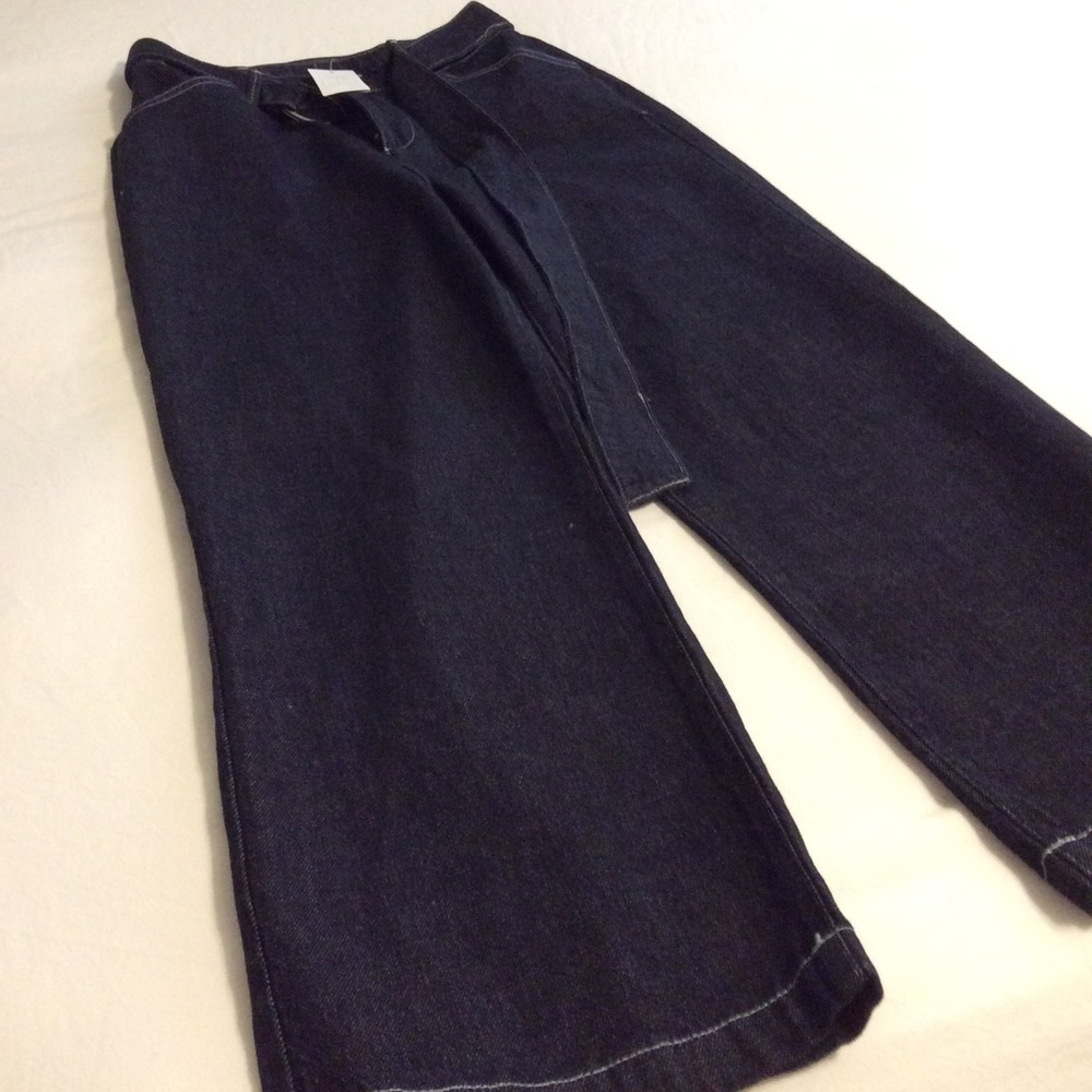 U.O. Wide leg denim